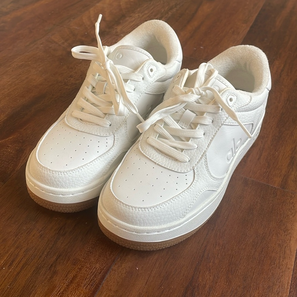 Alo yoga shoes